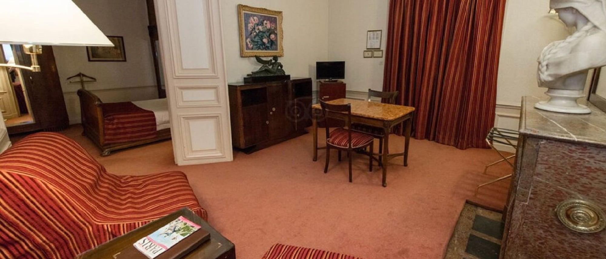 Hotel Langlois Paris Exterior photo