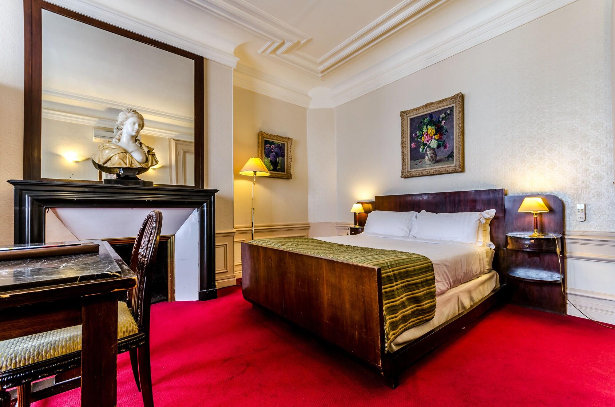 Hotel Langlois Paris Exterior photo