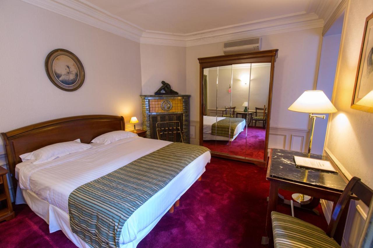 Hotel Langlois Paris Exterior photo